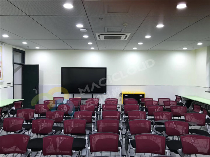 1523431039338372.jpg 江蘇省常州市高級(jí)中學(xué)2_副本.jpg