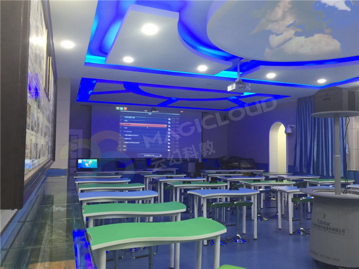 1523505249448592.jpg 北京市昌平區(qū)回龍觀中學(xué)2_副本.jpg